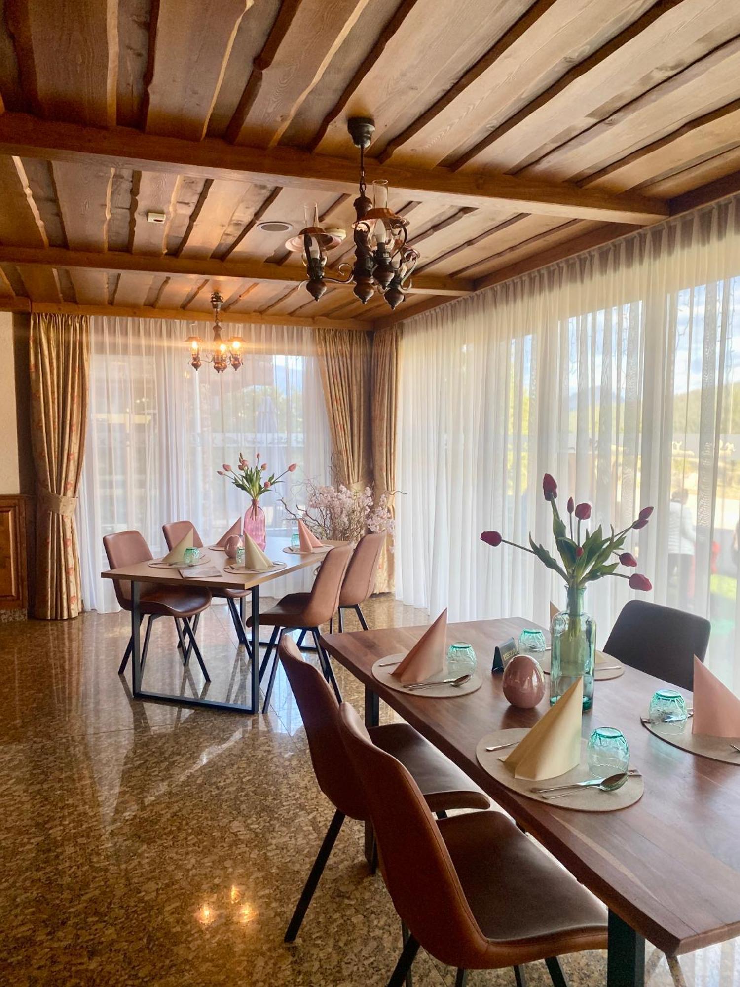 Horsky Hotel Encian ドノヴァリ エクステリア 写真
